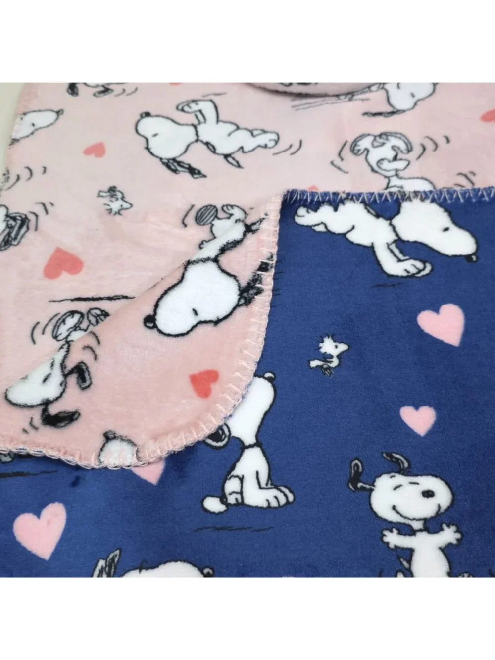 Peanuts Snoopy Reversible Velvet Soft Throw Blanket 50x70 Inch Blue Pink